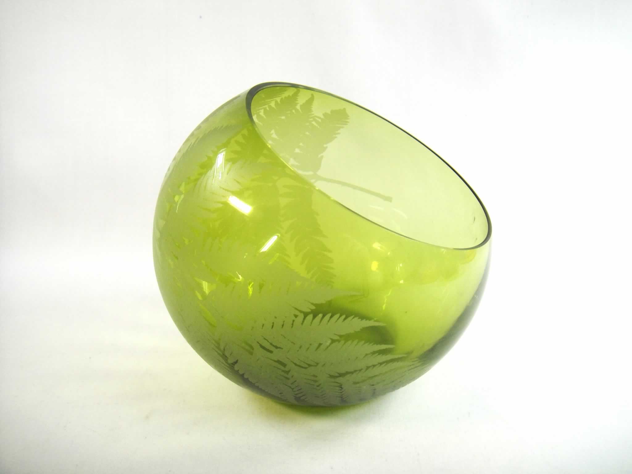 FG1757 Hand Blown Colored Glass Vase