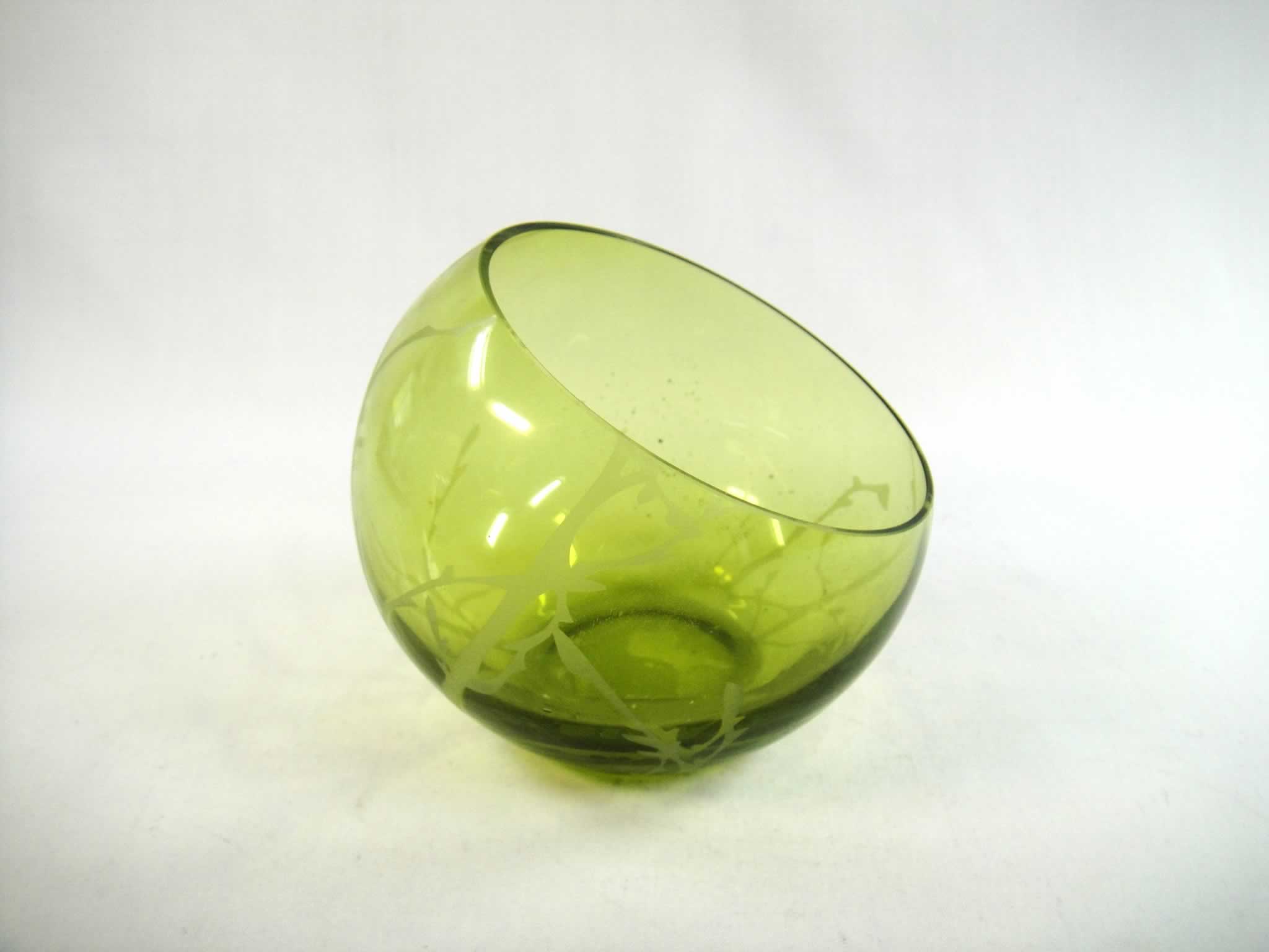 FG1760 Hand Blown Colored Glass Vase