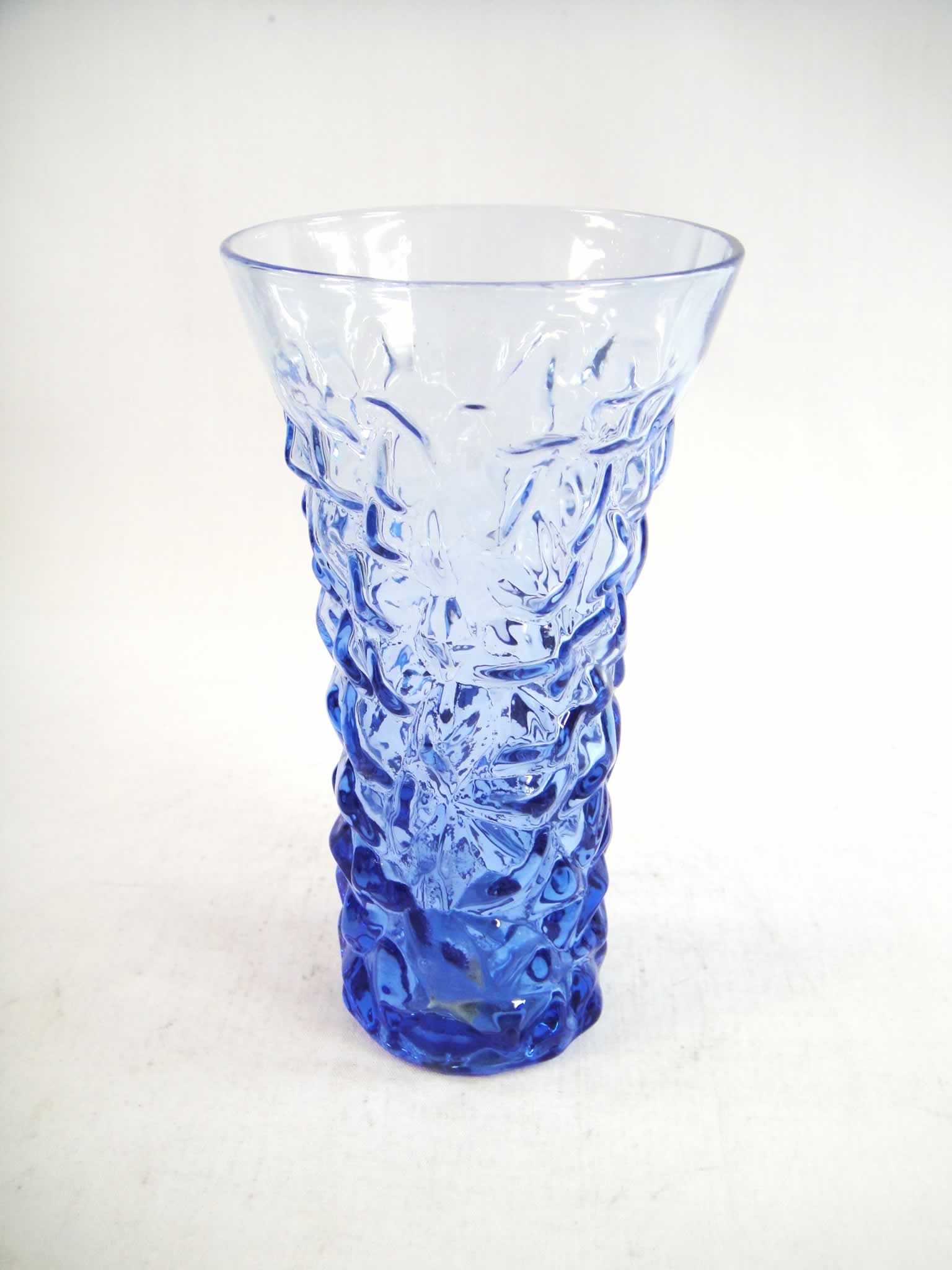 FG3392 Hand Blown Colored Glass Vase