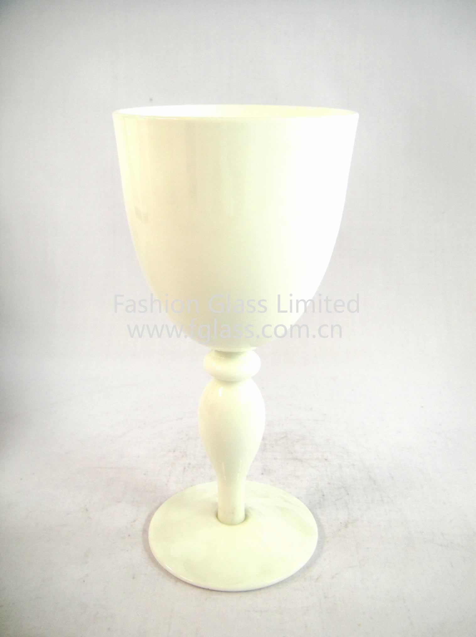 FG3481 Hand Blown Colored Glass